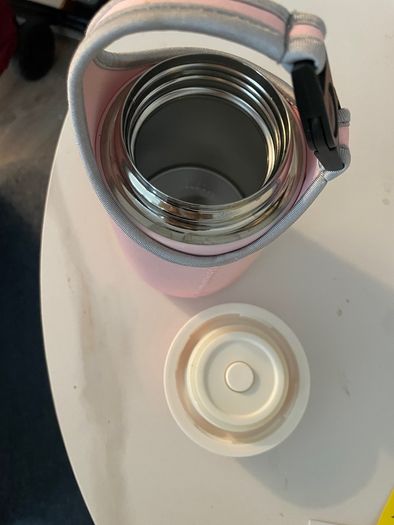 Insulated food storage tin