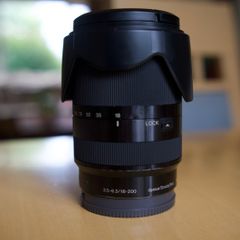 Sony E 18-200mm F3.5-6.3 OSS Lens