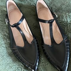 Hobbs NW3 Leather Black Flats / Pumps with strap - Size 6 / EU 39 worn once
