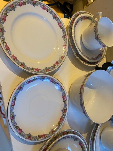 Pretty Vintage continental  tea set
