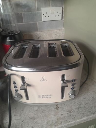 Russell hobbs kettle and toaster all in working order
