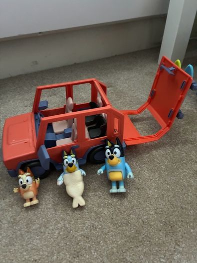 Bluey toy car
