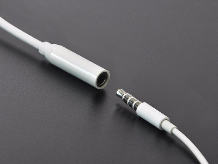 USB Type C to Audio 3.5 Jack AUX Adapter