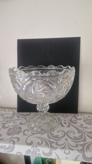 Lead Crystal heavy cut H20cm, D20cm
