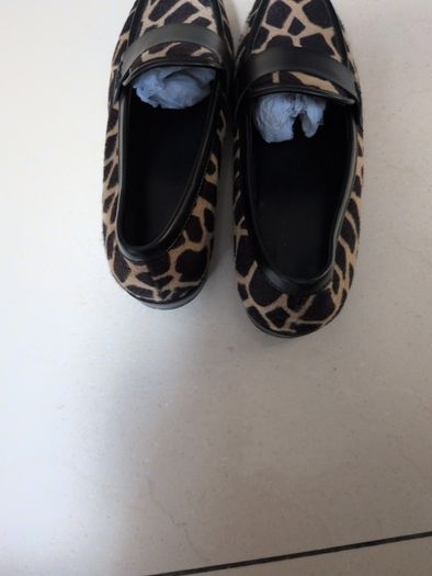 Slip- on Shoes In Animal An Print Pattern.  S.39-6.  New - No Tag.