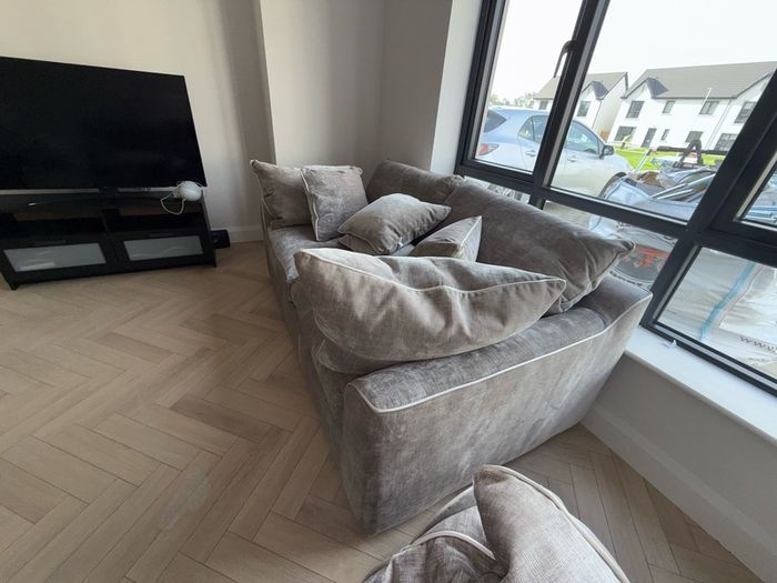 Brand New EZ Living Leo3-Seater Sofa Kairo Stone