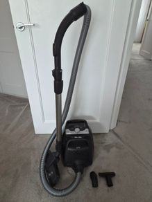 Miele Hoover