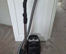 Miele Hoover