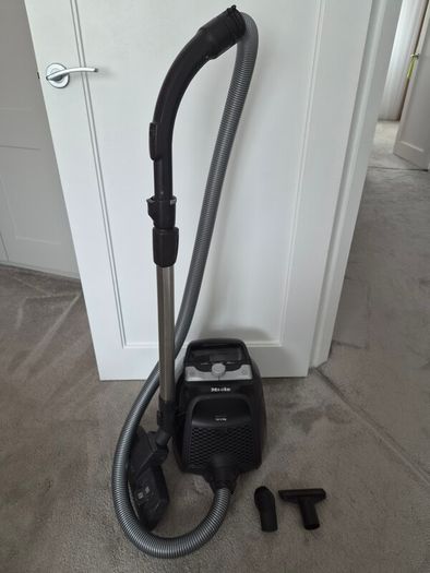 Miele Hoover