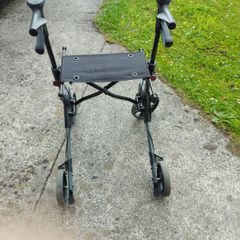 Rollator in excellent condition