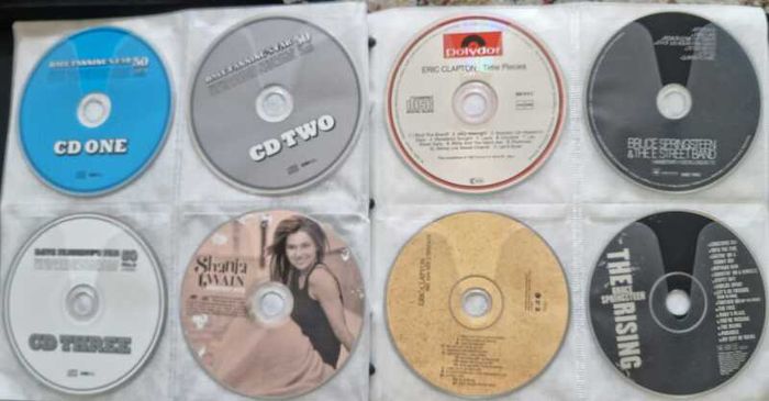 160 CD + Case. All CD's in perfect playable condition.