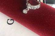 costume ring with dangely stone