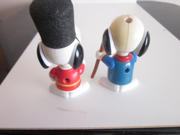 Mc Donald's Happy Meal Toys Snoopy Toy World Tour 1999