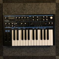 novation bass station 2