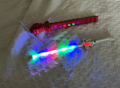 Twirler toys