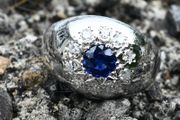 Vintage Ladies or Gents 1960s Sapphire &amp; Diamond Ring