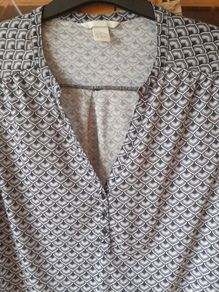womens  blouse size14