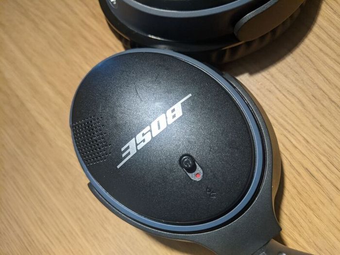 Bose SoundLink Around-Ear Wireless Headphones II Black