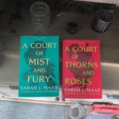 Sarah J Mass - Court of series 2 books