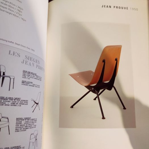 Pioneers of Modern Furniture by Colin Amery