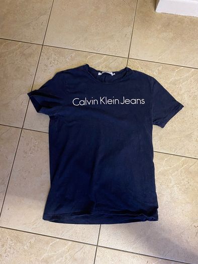Calvin Klein T shirt