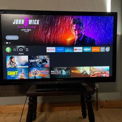 Panasonic Viera 42" Full HD LED TV TX-L42E3B