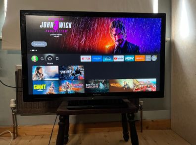 Panasonic Viera 42" Full HD LED TV TX-L42E3B