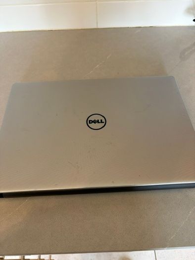 Dell Inspiron i7 16GB 2TB laptop 15.6" Display