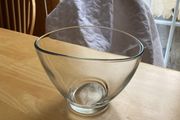 Glass bowl
