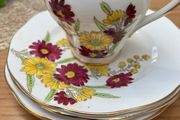 4 China Side Plates &amp; Milk Jug