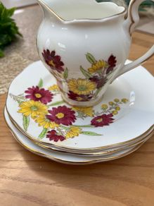 4 China Side Plates & Milk Jug