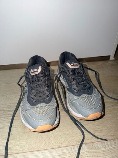 ASICS GT-2000 Women's Running Shoes in Grey - size UK 5