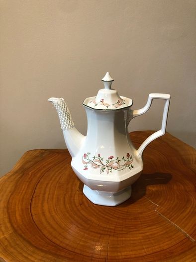 eternal beau coffee pot, tea pot, soup/ vegetable terrine