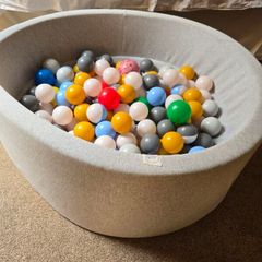 foam ball pit