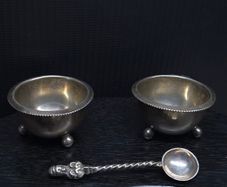 Antique Birmingham 1883 Silver Salt Dishes with Decorative Spoon