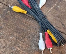 RCA composite audio/video cable