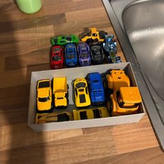toy cars