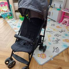 Baby travel stroller (Graco)