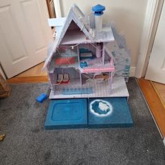 lol doll house