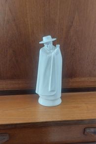 Fantastic Vintage Mid Century Sandeman Port Decanter Bottle by Wedgwood in Moonstone White, in the Figurative Shape of the Sandeman Caped Mascot The Don