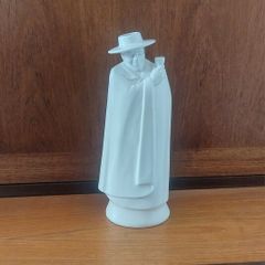Fantastic Vintage Mid Century Sandeman Port Decanter Bottle by Wedgwood in Moonstone White, in the Figurative Shape of the Sandeman Caped Mascot The Don