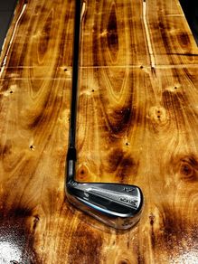 Srixon ZX 3 20 Brand New Iron. Project X Shaft