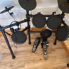 Fame DD -5200 electric drum kit