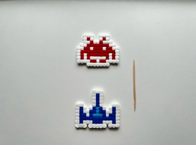 Space Invaders magnet