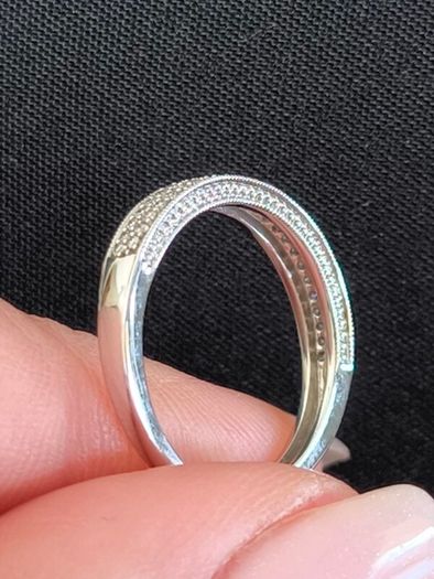 9ct white gold diamond eternity/wedding ring