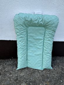 baby changing mat