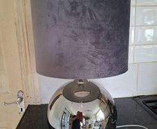 Lovely metal ball table lamp
