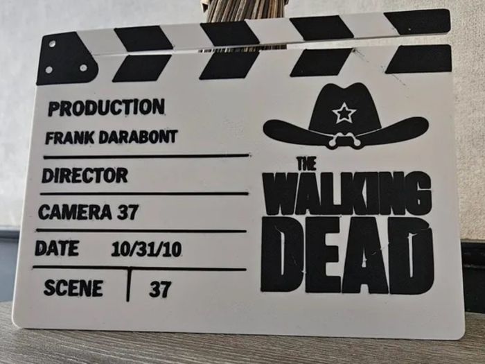 The walking dead display scene clap board