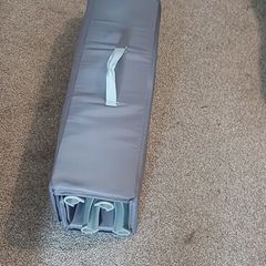 travel cot