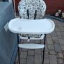 High chair Image 3